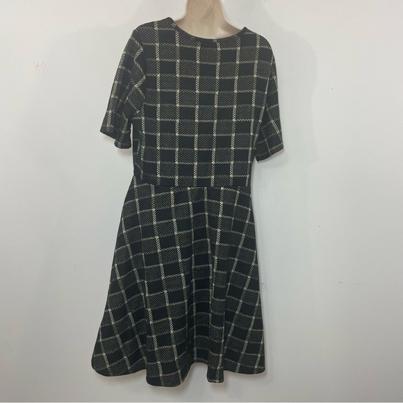 NWT ModCloth Plaid Swing Dress size 1X black gold short sleeve retro - Picture 6 of 10